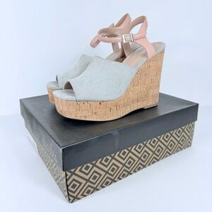 Charles David Wedge Sandals